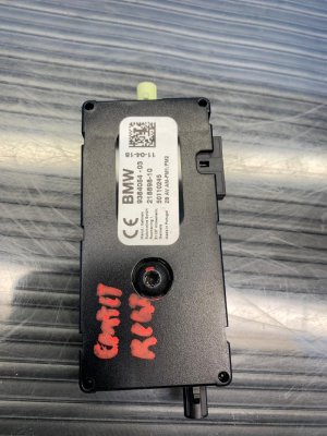 2016-2019 BMW 740i Secondary Antenna Amplifier Diversity Control Module (Used OEM)