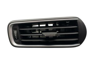 2017-2024 Maserati Levante Dash Panel Outer Vent Grille - Front (Used OEM)