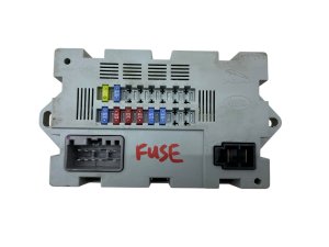 2017-2020 Jaguar F-Pace Smart Fuse Relay Junction Box (Used OEM)