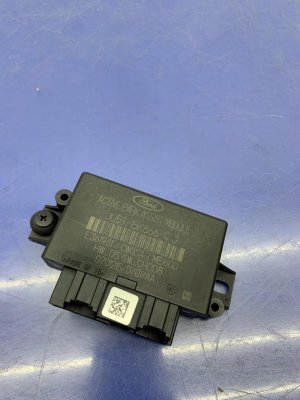 2021-2022 Lincoln Navigator Automatic Parking Assist Control Module (Used OEM)