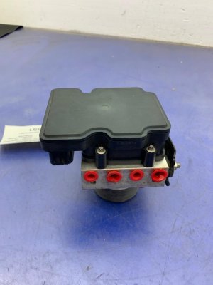 2018-2019 Lincoln Navigator ABS Control Module Assembly (Used OEM)