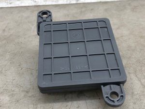 2011-2018 Porsche Cayenne Seat Detection Module - Front (Used OEM)