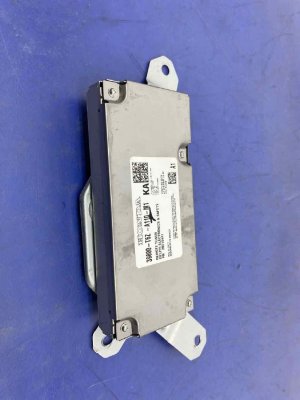 2017-2023 Honda Ridgeline Satellite Radio Tuner (Used OEM)