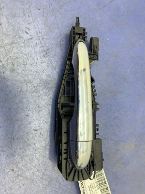 2014-2024 Maserati Ghibli Chrome Chrome Exterior Door Handle Assembly - Rear, Right (Passenger) (Used OEM)
