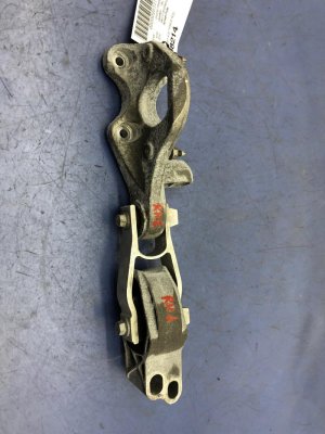 2019-2025 Volvo XC40 Upper Torque Rod Engine Mount - Right (Passenger) (Used OEM)