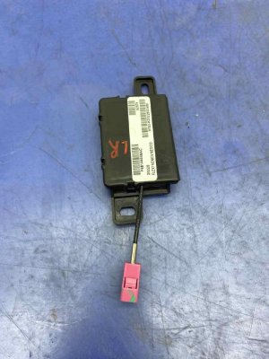 2018-2020 Ram 1500 Theft and Hub Receiver Control Module (Used OEM)