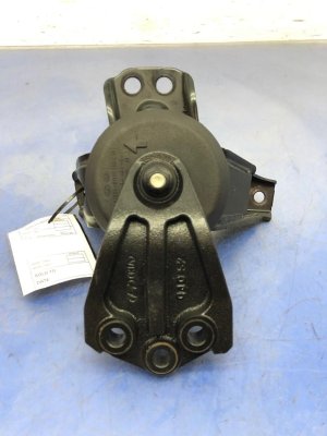 2020-2024 Kia Telluride Engine Motor Mount - Right (Passenger) (Used OEM)