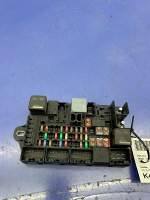 2014-2019 Jaguar F-Type Cabin Fuse Junction Box - Rear (Used OEM)