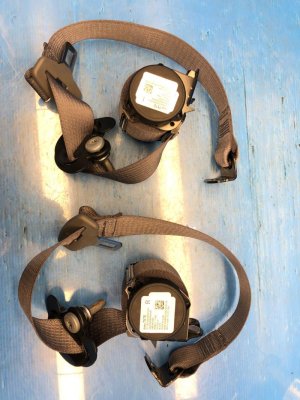2020-2025 Cadillac XT6 2nd Row Seat Belt Assembly Set - Rear, Left (Driver) (Used OEM)