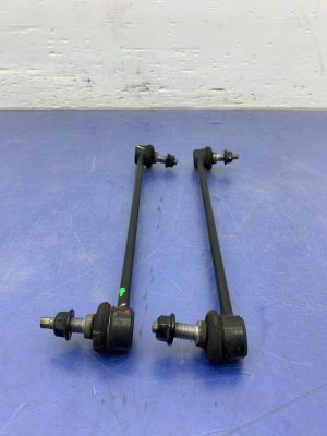 2020-2025 Kia Telluride Front Suspension Stabilizer Bar Assembly (Used OEM)