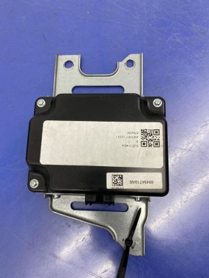 2022-2023 Jeep Wagoneer Voltage Power Inverter Control Module (Used OEM)