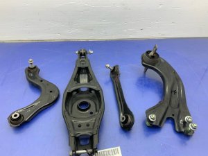 2023-2026 Honda HR-V Upper and Lower Control Arm Set - Rear, Right (Passenger) (Used OEM)