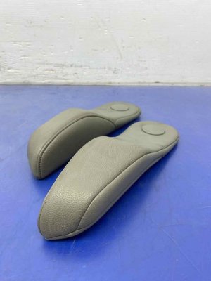 2021-2024 Honda Odyssey Gray Seat Armrest Set - Front, Right (Passenger) (Used OEM)