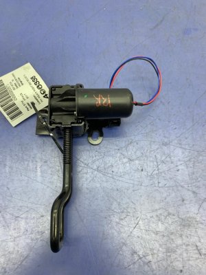 2017-2020 Jaguar F-Pace Seat Recline and Tilt Motor - Rear, Right (Passenger) (Used OEM)
