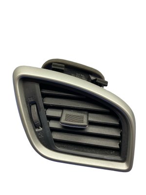 2015-2018 Nissan Murano Dash A/C Heater Air Vent - Front (Used OEM)
