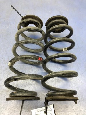 2019-2025 Volvo XC40 Coil Spring Set - Rear (Used OEM)
