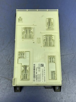 2012-2015 Mercedes-Benz ML350 Signal Acquisition and Actuation Module (SAM) (Used OEM)