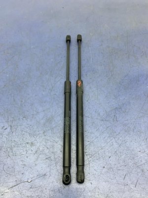 2019-2022 Volvo XC40 Hood Lift Support Strut - Front (Used OEM)