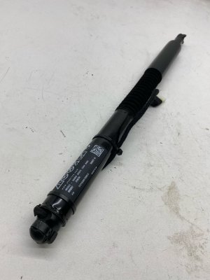 2025 BMW X3 Power Liftgate Actuator Motor and Support Strut Set - Rear (Used OEM)