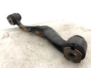2015-2020 GMC Yukon XL Differential Carrier Bracket - Front (Used OEM)