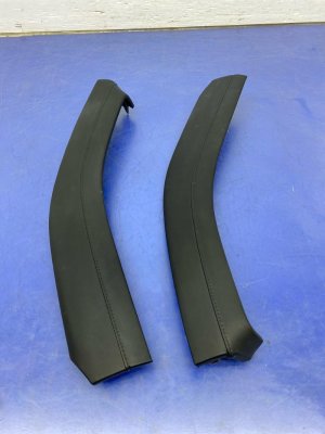 2020-2022 Hyundai Palisade Black Center Console Upper Trim Panel - Front (Used OEM)