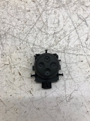 2015-2021 Mercedes-Benz C280 Seat Lumbar Control Switch - Front (Used OEM)