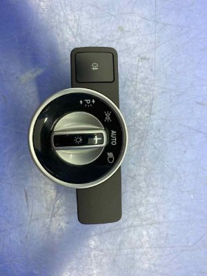 2008-2014 Mercedes-Benz C280 Headlight Switch - Front, Left (Driver) (Used OEM)