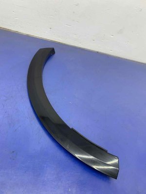 2019-2025 Audi Q8 Black Wheel Opening Molding - Rear, Right (Passenger) (Used OEM)