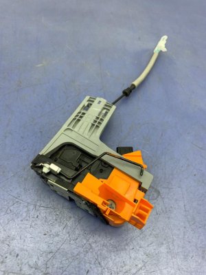 2022-2024 Hyundai Santa Cruz Door Lock Actuator - Front, Left (Driver) (Used OEM)