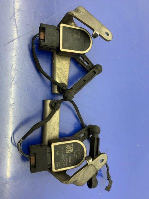 2017-2023 BMW 528i Suspension Height Level Sensor Set - Rear, Left (Driver) (Used OEM)