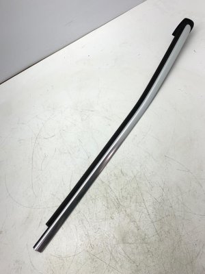 2013-2016 Mercedes-Benz GL550 Chrome Quarter Glass Chrome Trim Molding - Rear, Left (Driver) (Used OEM)