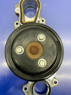 2018-2021 Lincoln Navigator Engine Water Pump with Pulley - Right (Passenger) (Used OEM)