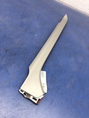2020-2023 Ford Explorer Dashboard Trim Panel - Front, Right (Passenger) (Used OEM)