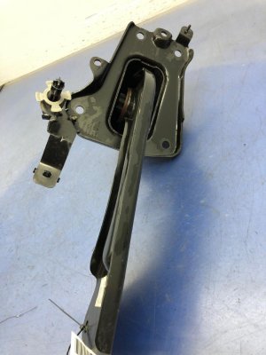 2019-2024 Volvo XC40 Lower Lateral Suspension Control Arm - Rear, Left (Driver) (Used OEM)