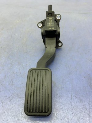 2019-2025 Honda Odyssey Accelerator Pedal Assembly (Used OEM)