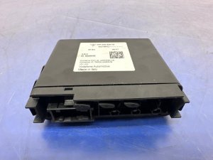2015-2018 Porsche Cayenne GPS Navigation Control Module (Used OEM)