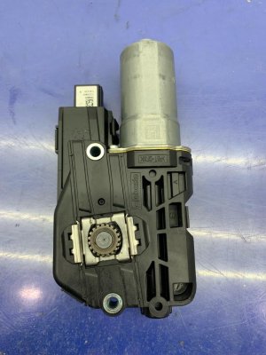 2021-2025 Chevrolet Suburban Sunroof Shade Motor (Used OEM)