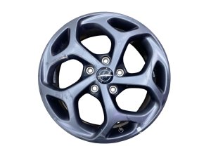 2017-2024 Chrysler Pacifica Black 18-Inch 10-Spoke Polished Alloy Wheel (Used OEM)