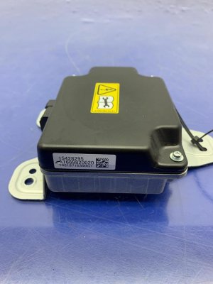 2011-2016 Mercedes-Benz E350 Gray Trunk Mounted 115V DC to AC Power Inverter (Used OEM)