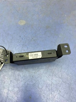 2023-2025 Kia Telluride Antenna Crash Pad Control Module (Used OEM)