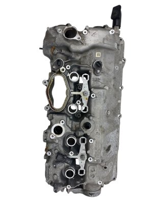 2016-2022 BMW 750i Engine Valve Cover (Used OEM)