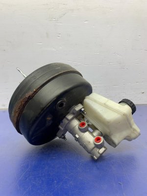 2017-2024 Maserati Levante Brake Master Cylinder with Reservoir (Used OEM)