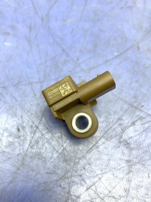 2020-2025 Kia Telluride Air Bag Impact Sensor - Right (Passenger) (Used OEM)