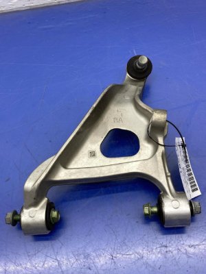 2022-2025 Mitsubishi Outlander Upper and Lower Control Arm Set - Rear, Right (Passenger) (Used OEM)