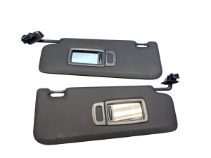 2018-2024 BMW X3 Illuminated Sun Visor Set - Right (Passenger) (Used OEM)
