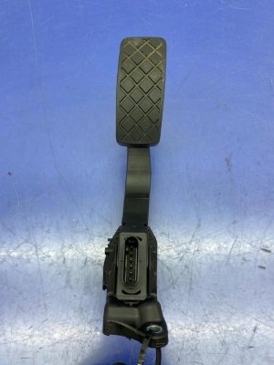 2017-2024 Audi Q7 Accelerator Pedal Assembly (Used OEM)