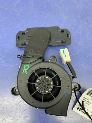 2021-2023 Kia Sorento Front Seat Ventilation Blower Motor (Used OEM)