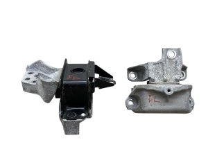 2018-2025 Mitsubishi Eclipse Cross Engine Motor Mount Set (Used OEM)