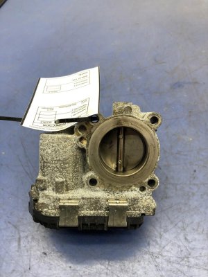 2019-2024 Porsche Cayenne Fuel Injection Throttle Body Assembly - Right (Passenger) (Used OEM)