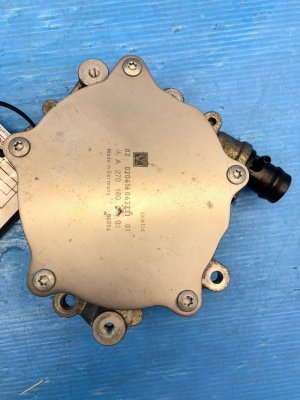 2015-2018 Mercedes-Benz C280 Engine Vacuum Pump (Used OEM)